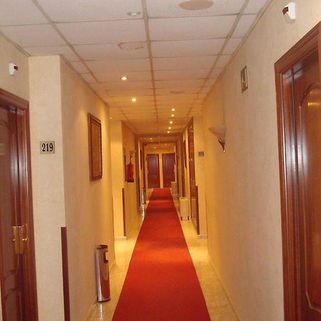 Roma Aurea Hotel Talavera de la Reina Exterior photo
