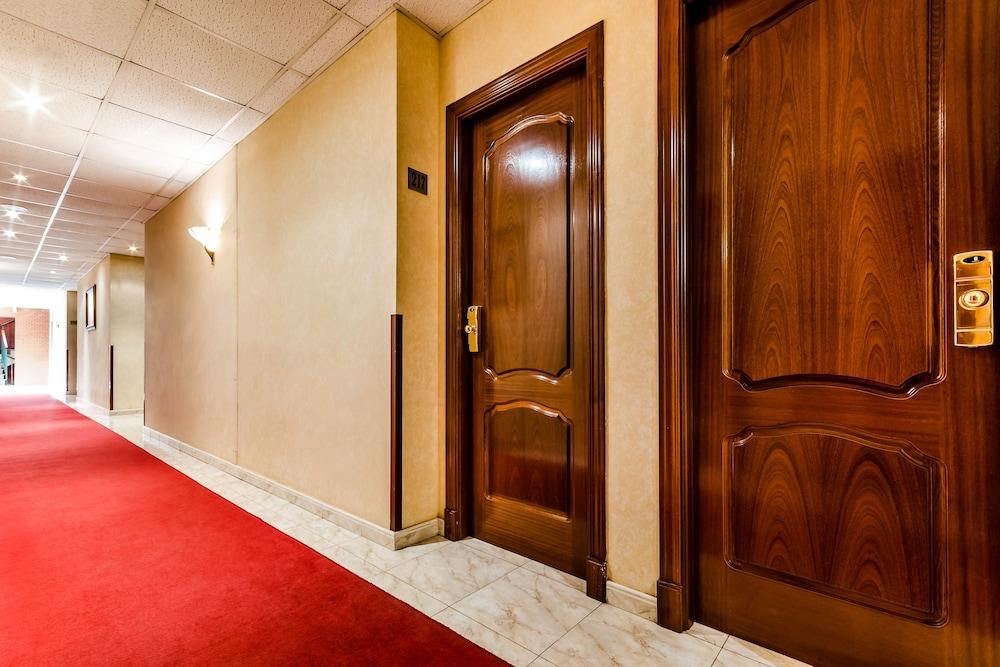 Roma Aurea Hotel Talavera de la Reina Exterior photo